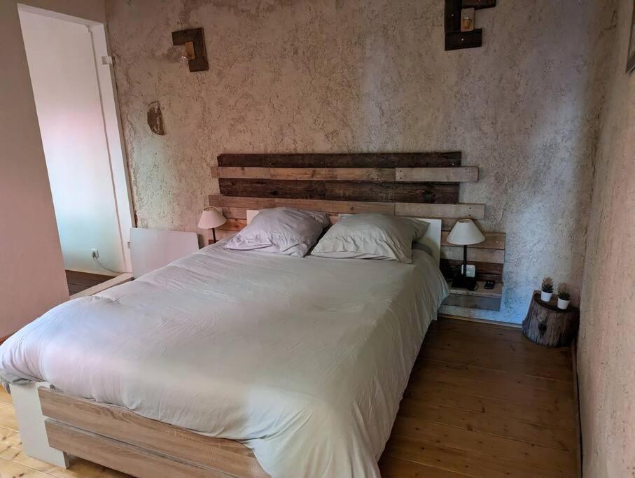 Maison De Village, Jacuzzi, Salle Cinema Valencin Extérieur photo