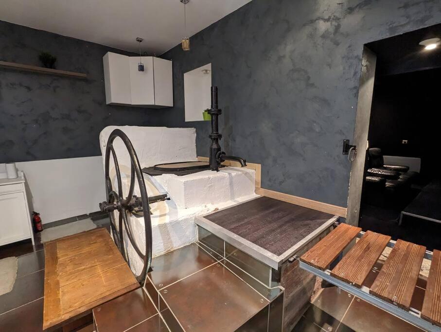 Maison De Village, Jacuzzi, Salle Cinema Valencin Extérieur photo
